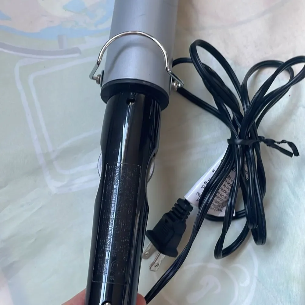Revlon RVIR 1008 Perfect Heat Professional Styling Curling Iron